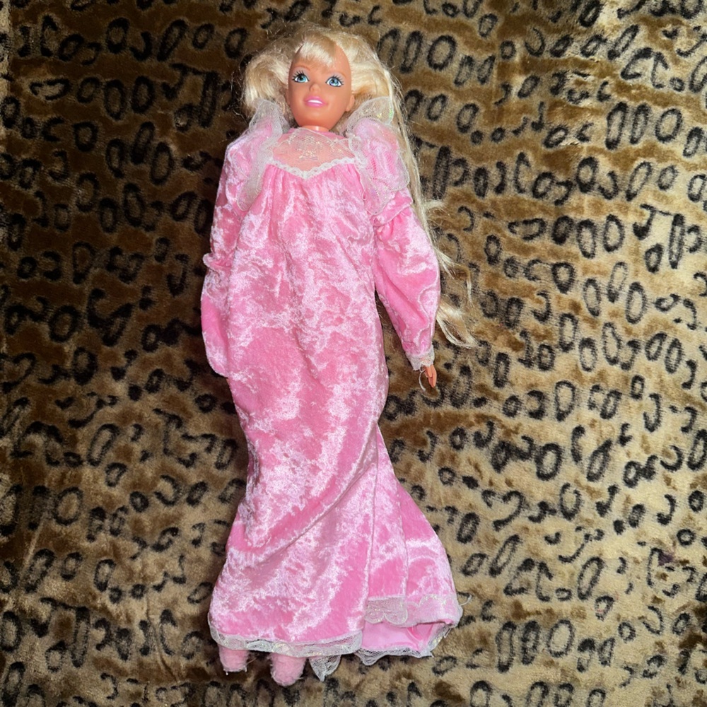 Vintage Mattel Pretty Dreams Bedtime Barbie Doll